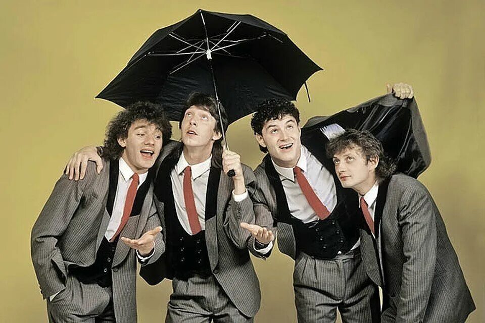 Течёт река волга барыкин слушать. Секрет секретные материалы 2003. Секрет ничего. Секрет ничего. Группа секрет 1996.