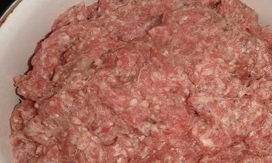 Как сделать домашний фарш из говядины. Фарш для пельменей самый вкусный. фарш пельменный.