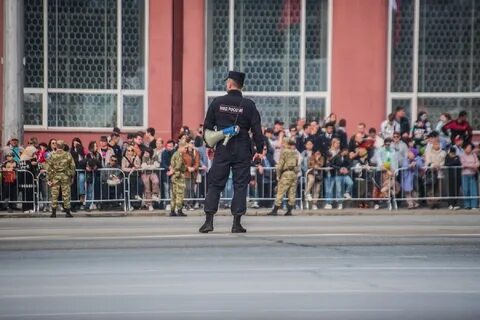 Во сколько будет парад в новосибирске