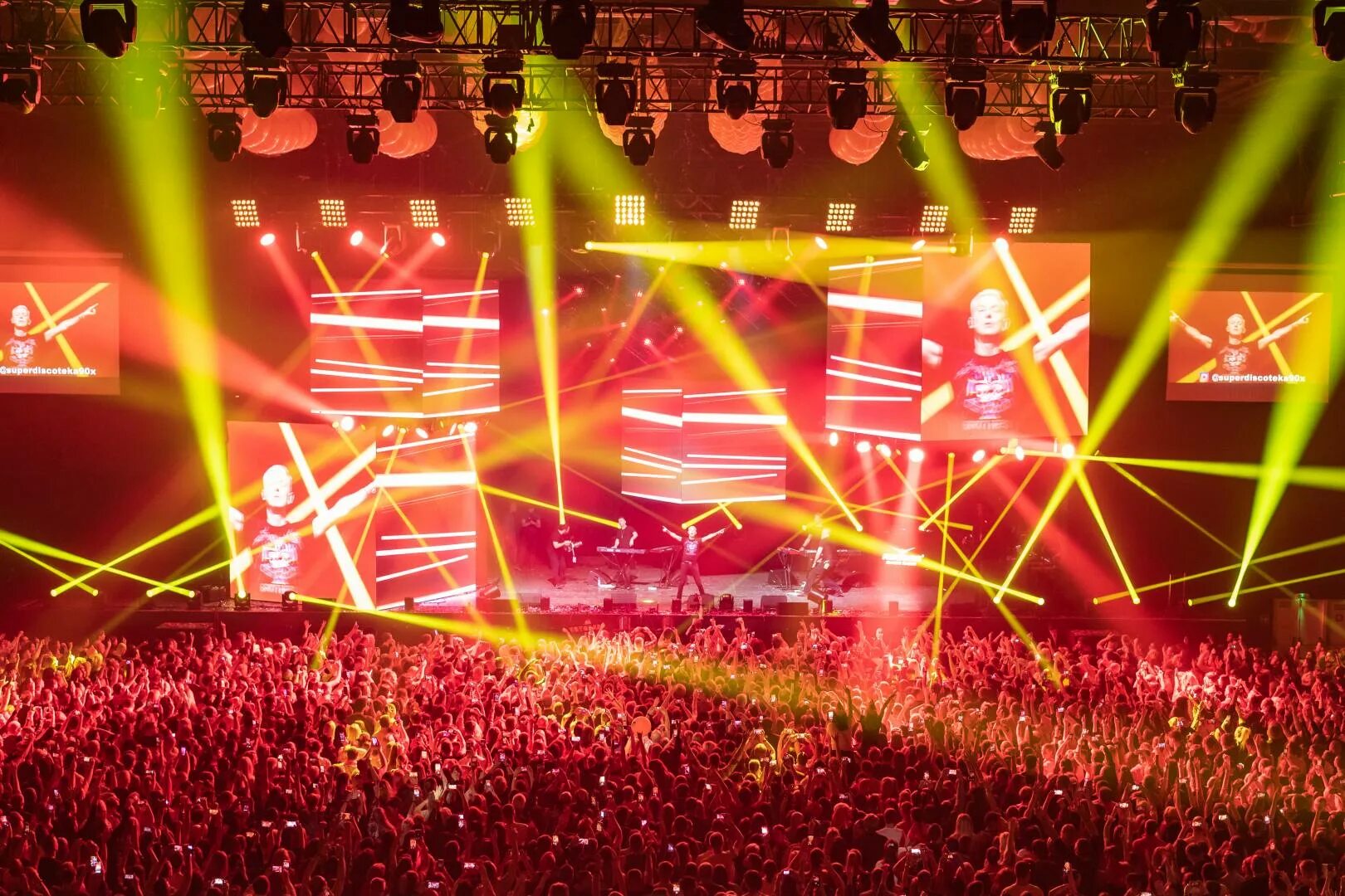 Супердискотека 90 москва 2021. Супердискотека 90-х 2019. Супердискотека 2023 самые лучшие. Большой концерт 90. Супердискотека 90-х 2018.