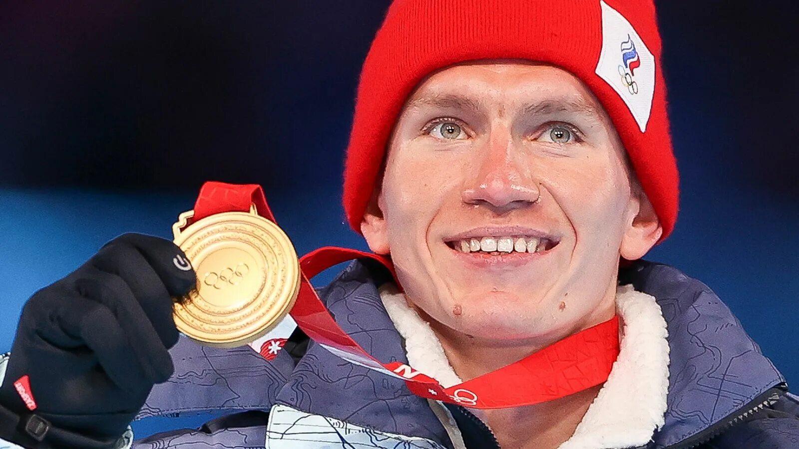 Устюгов чемпион. Сан саныч большунов. Уле эйнар бьорндален с медалями. Десаи хоккей дзен. Бувайсар сайтиев вольная борьба.