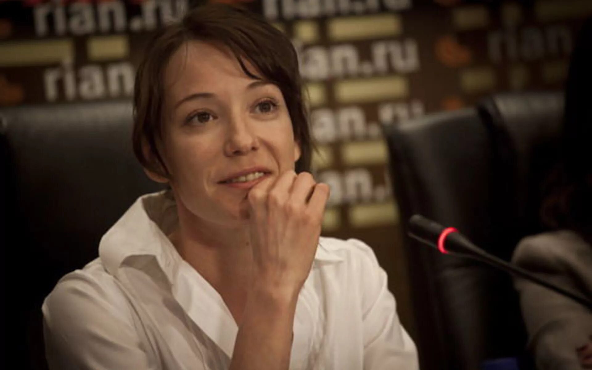 Хаматова голосовала. Хаматова голосовала. Хаматова. Хаматова голосовала. Хаматова голосовала.