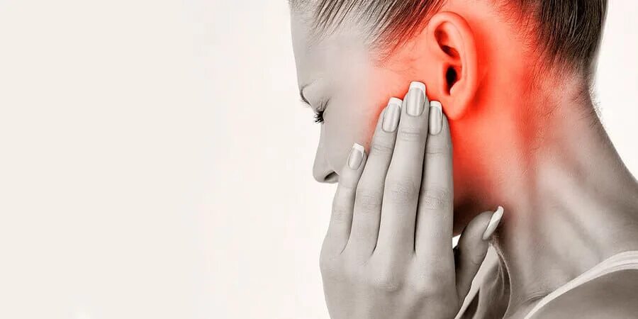 боль возле уха с правой стороны