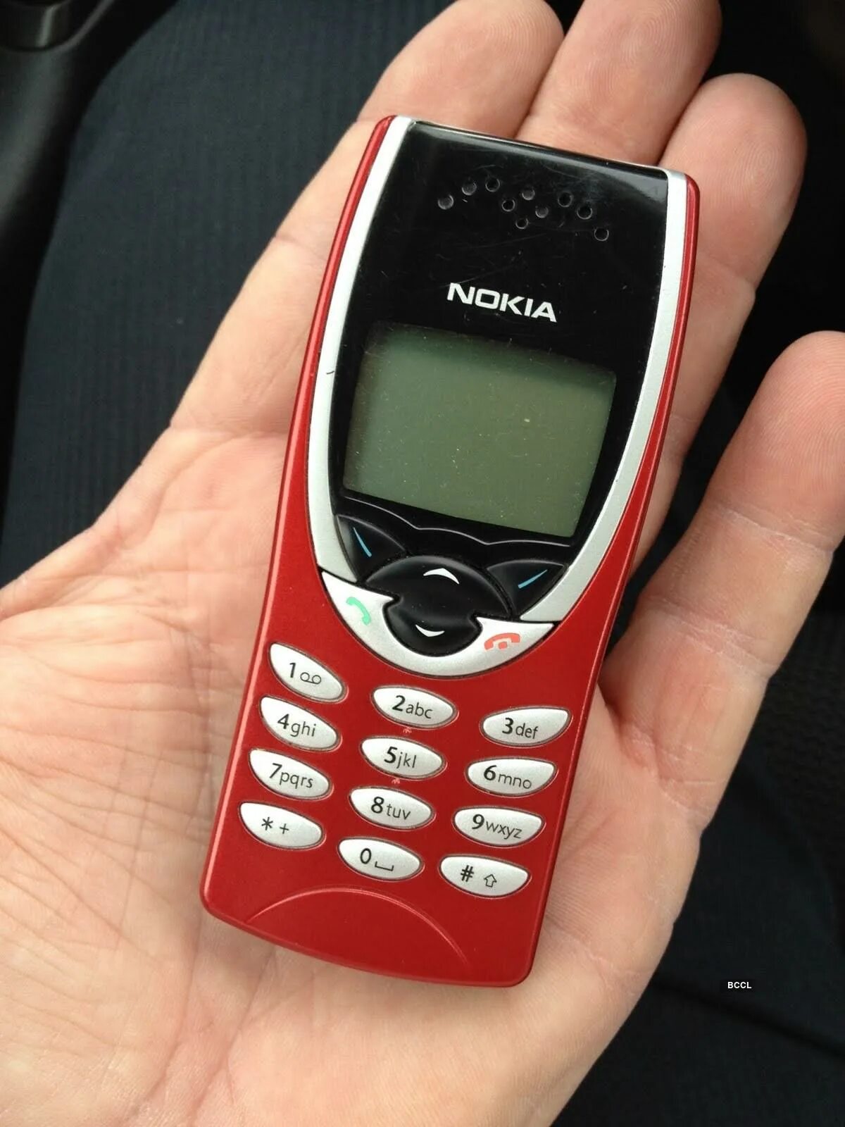 Старые новые мобильные телефон. Nokia 8210. Nokia 8210 1999. Нокиа 8210 2000. Нокиа 8210 старый.