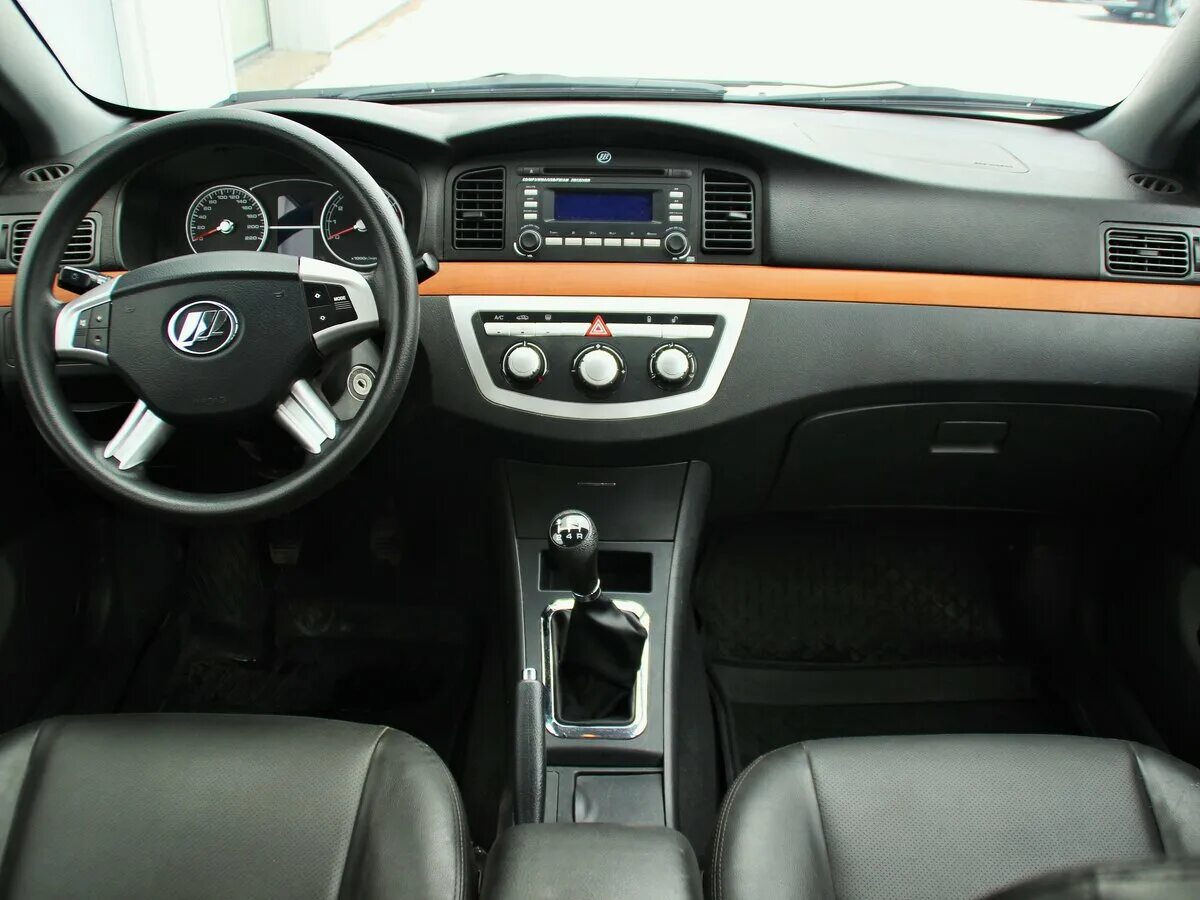 Лифан седан 2011. Лифан солано 2011. Лифан солано 720. Lifan solano 2011 новый белый. Лифан солано серебристый.