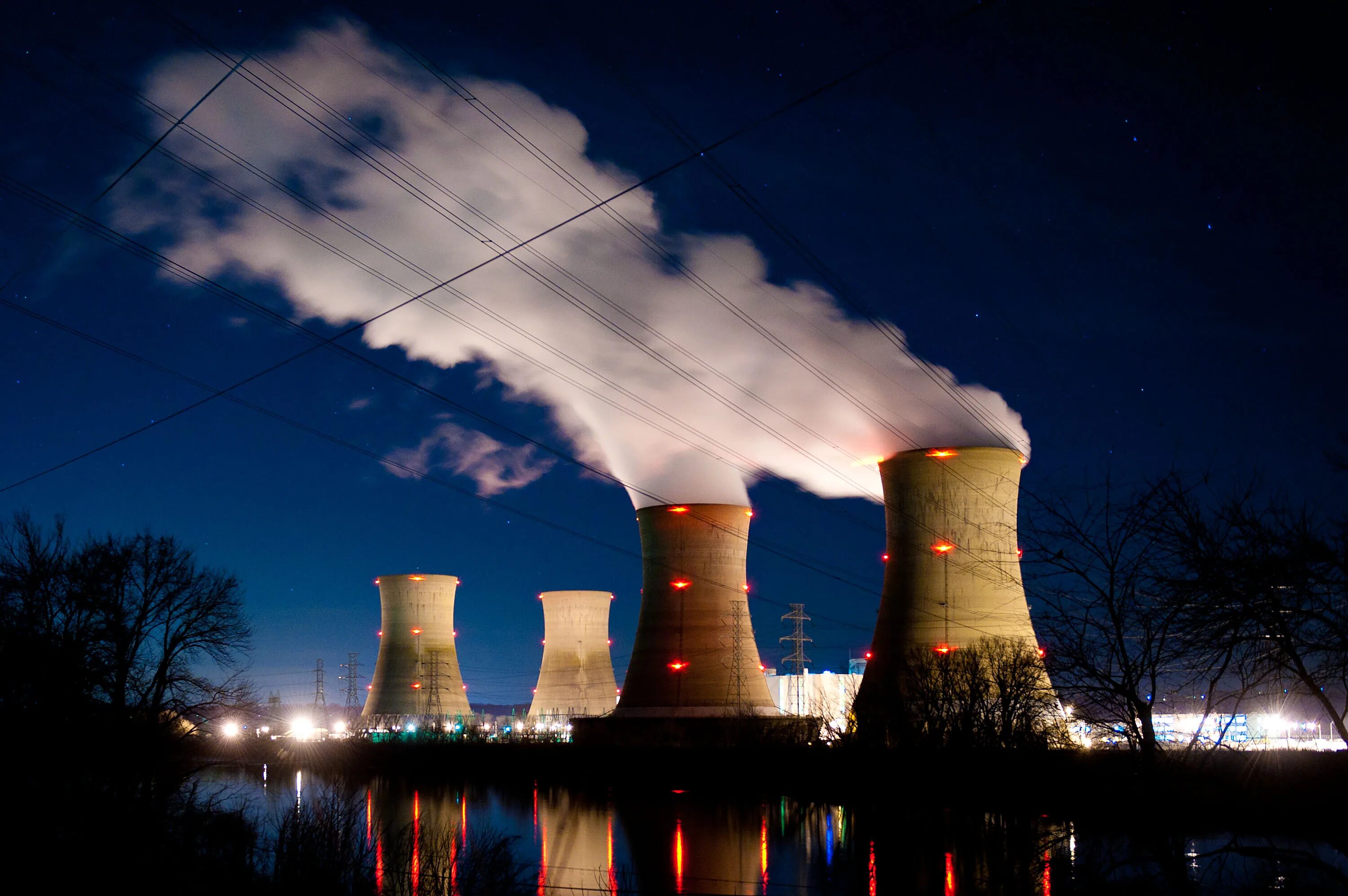 Электроэнергетика АЭС. Three Mile Island nuclear Power Plant. Атомная промышленность. Ядерная Энергетика. Продукт аэс