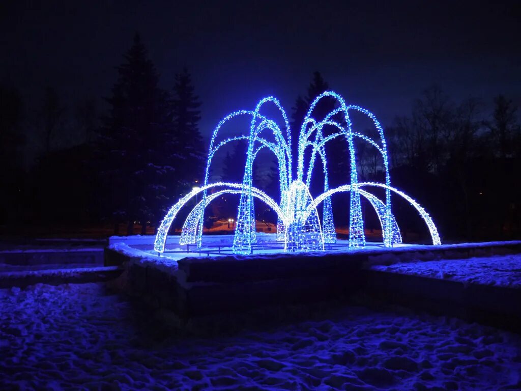 Светодинамический фонтан астана. Светодинамический фонтан в музее-заповеднике «царицыно». Светящийся фонтан. В каких сферах можно применить светящийся фонтан. Современный фонтан с подсветкой.