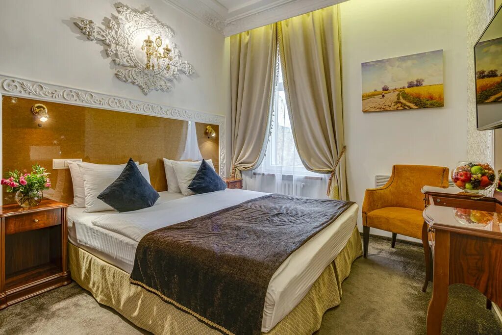 Moscow country club нахабино. Мини-гостиница буше. Химки рандеву гостиница. Отель садовническая 20. Друзья отель москва.