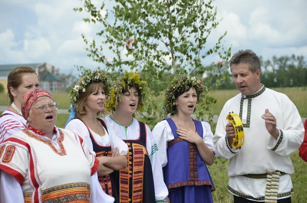 Семик фото. Семик в 2024. Праздник кукушки кумление. Семик катя брянск. Семик троица праздник.
