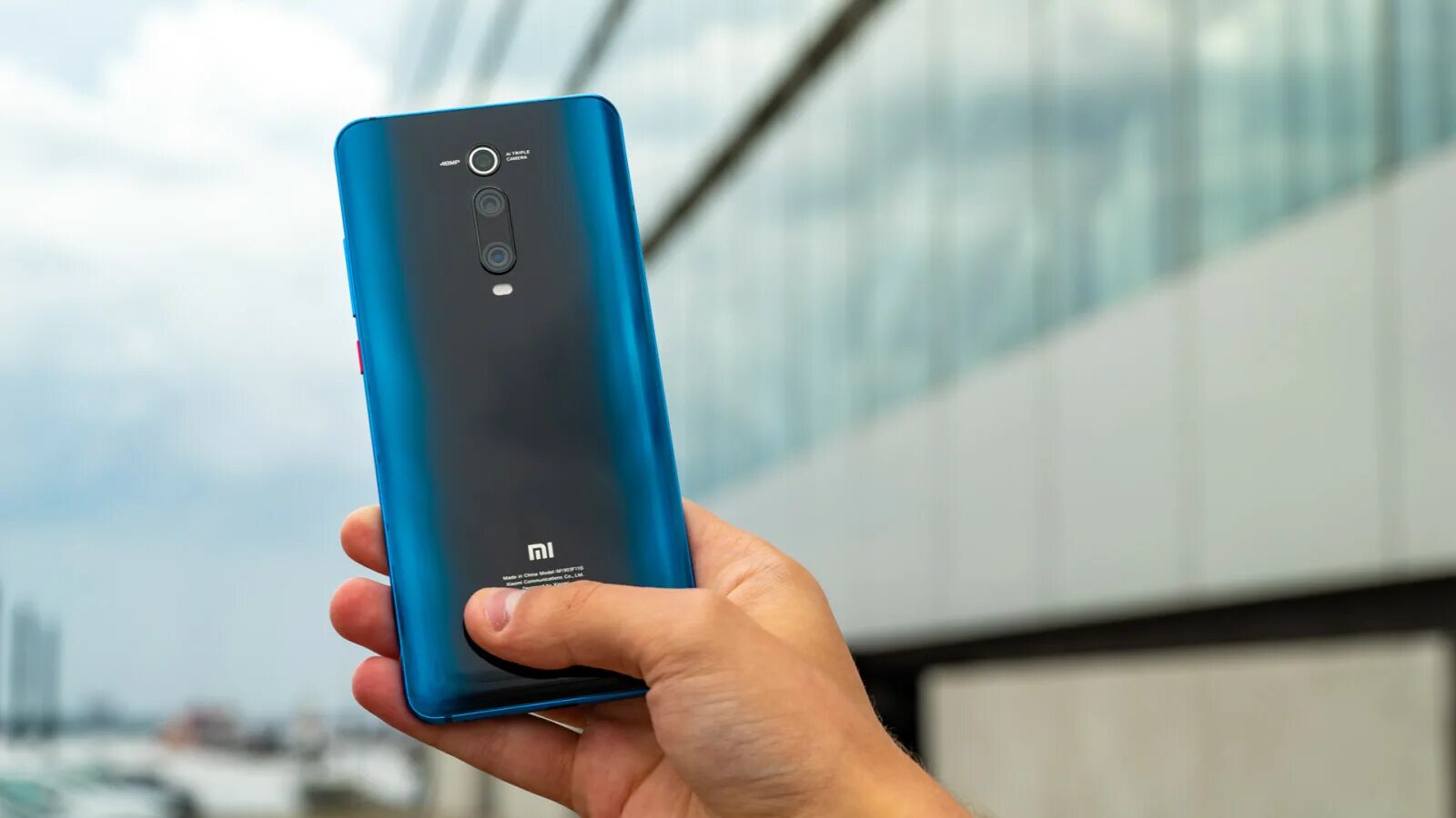 Xiaomi mi 4. Xiaomi mi5 2016. Как подделывают хиаоми м 365. Smartphone maker xiaomi proves us authorities wrong. Оригинальный ли xiaomi.