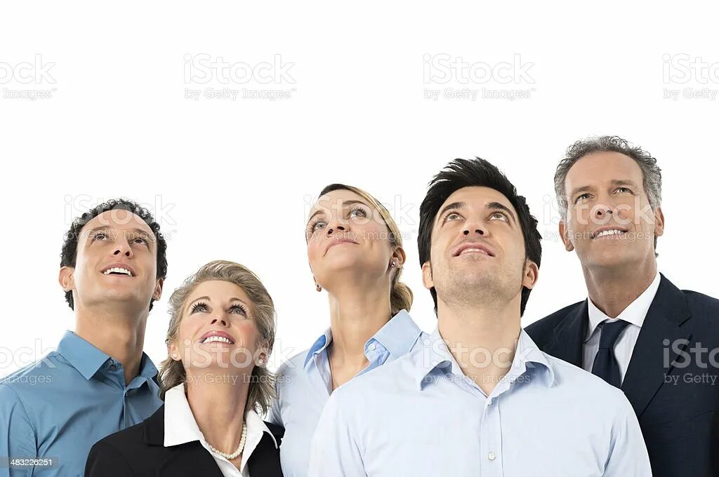 Удивление толпы. Группа людей смотрит на человека. Человек смотрит вверх. Группа людей смотрит наверх. Человек смотрит вверх.