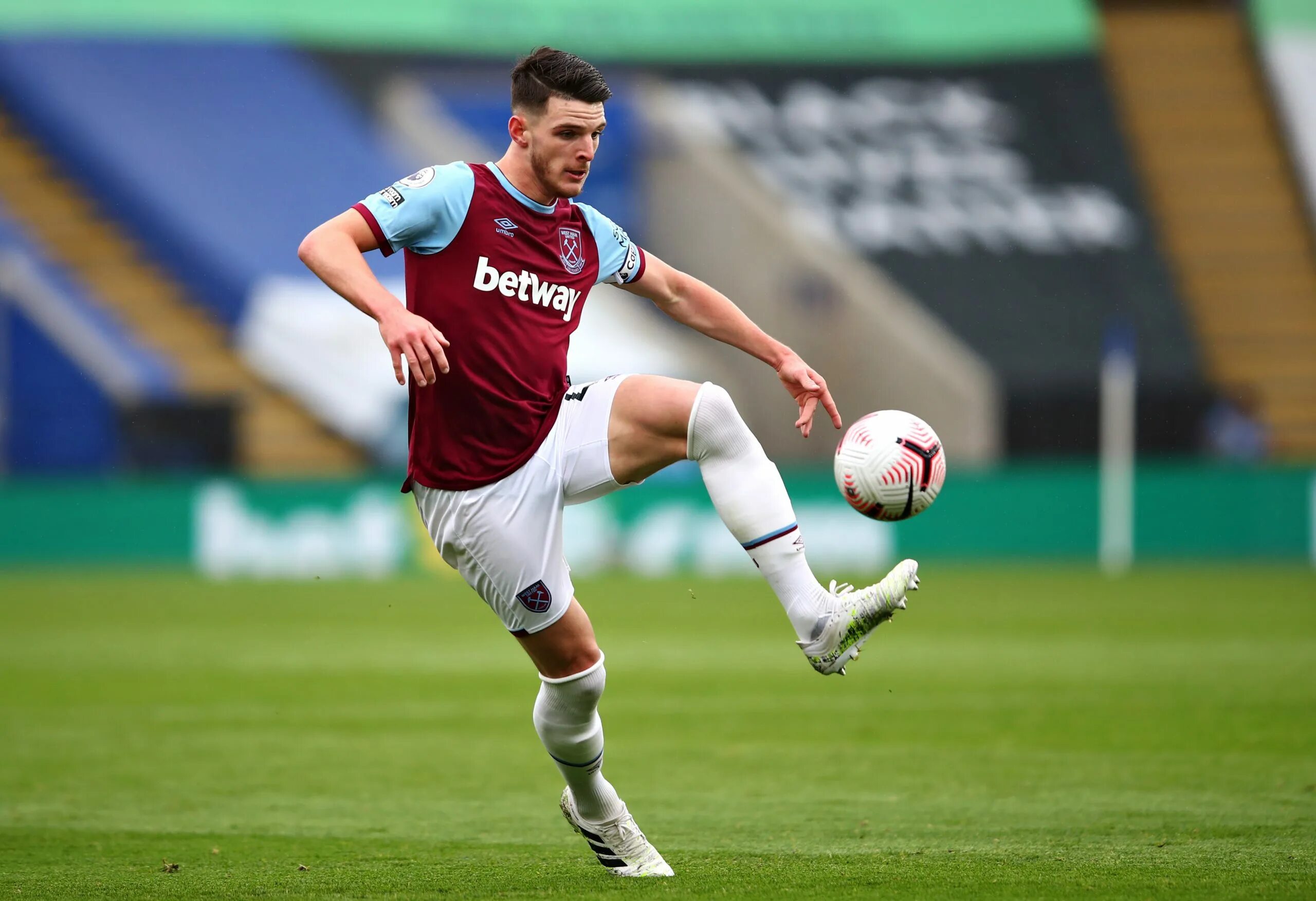 Райс футболист вест хэм. Деклан райс сборная англии. Декан райс футболист. Деклан райс вест хэм. Деклан райс футболист в челси.