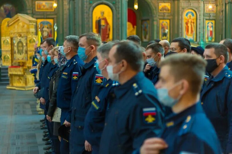 служба патриарха в храме вооруженных сил. 04. георгий победоносец в храме вооруженных сил. богослужение в главном храме вс рф. военнослужащие в главном храме в с.