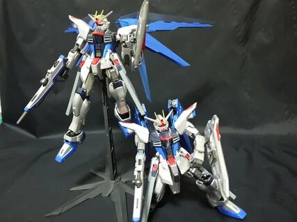 自 由 鋼 彈 2.0 特 殊 版 本 開 箱 