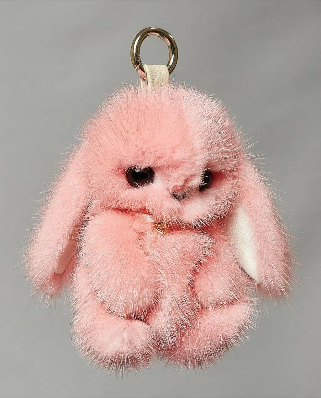 Мягкие игрушки зайчики пушистые. Плюшевые кролики брелки. Милые мягкие игрушки. Игра заяц. Заяц игрушка.