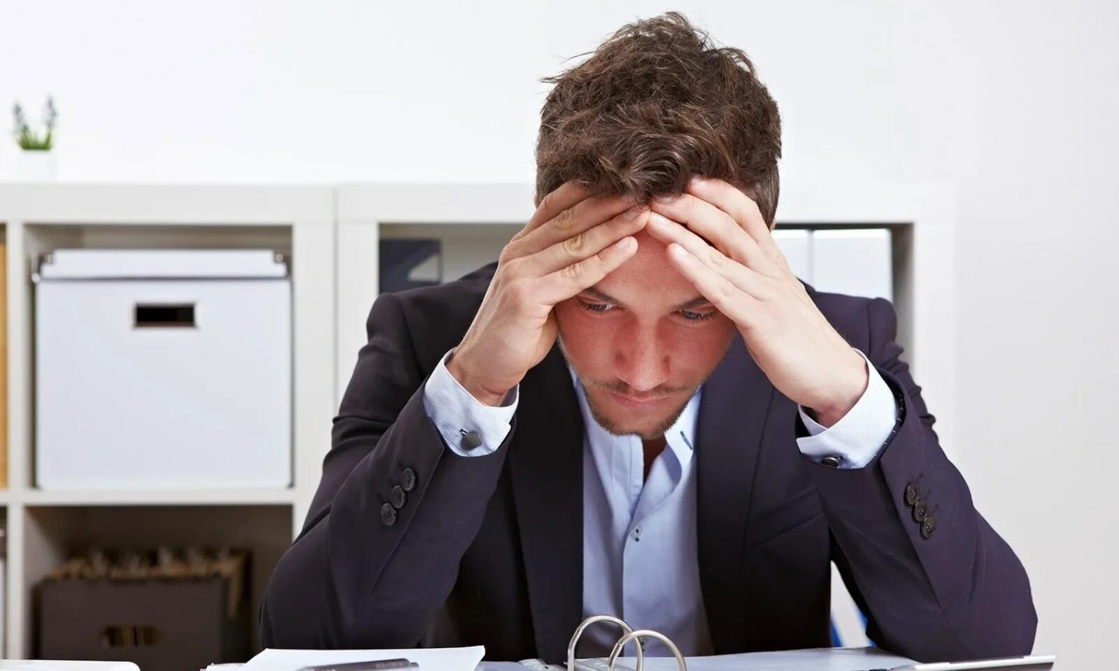 Начинающий бизнесмен. Увольнение. Безработица картинки. Бизнес картинки. Увольнение работника.