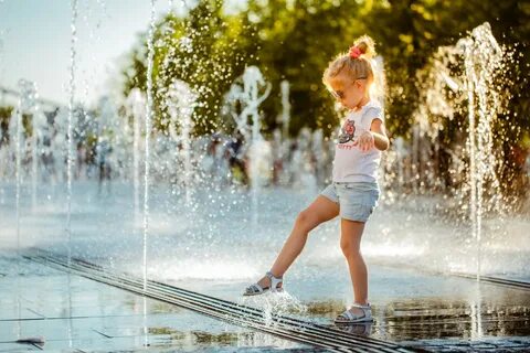 Плыла жара в июль катилось лето