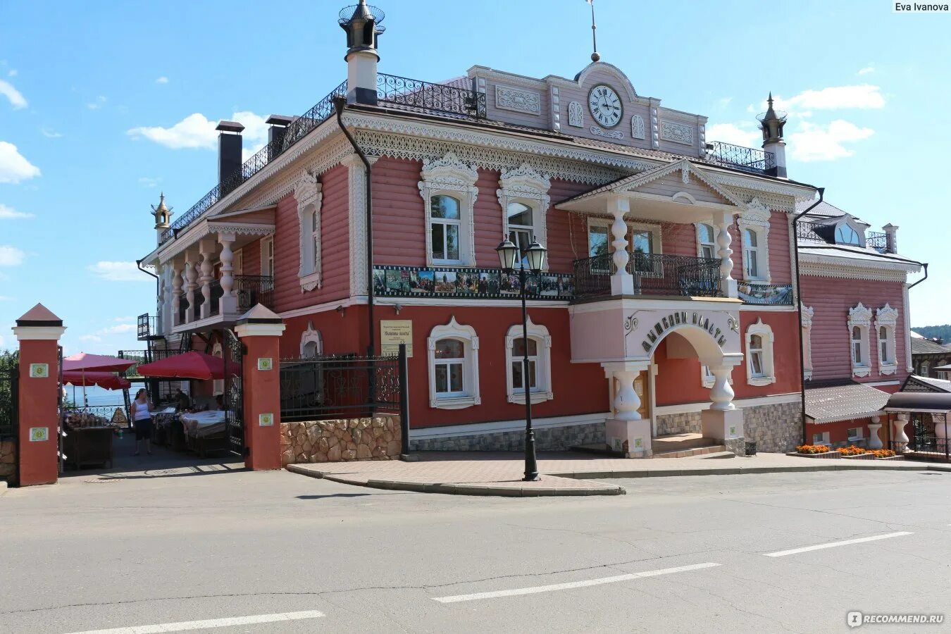 Дом купца чиркова бирск. Мышкин архитектура. Мышкины палаты мышкин. Мышкин мельница купца чистова. Купеческий дом 17 века ярославль.