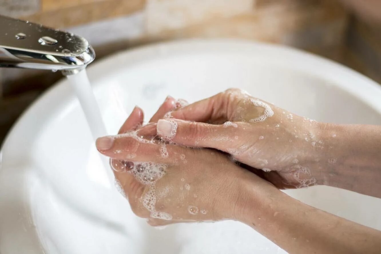 Мытье. Мыльные женские руки. Умывать руки Эстетика. Моем руки маникюр. Washing hands Gel.