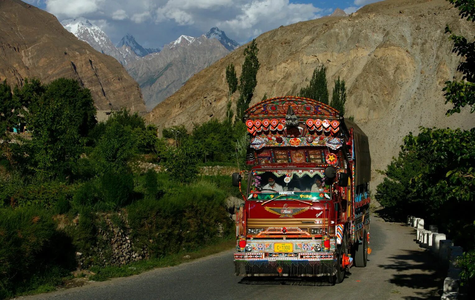 Пакистан Art Truck. Грузовики в Пакистане. Пакистанские дальнобойщики. Индийские Грузовики.
