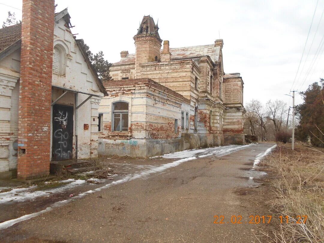 Венцы заря краснодарский край. Венцы заря краснодарский край. Усадьба помещика миснянко краснодарский край. Венцы заря краснодарский край. Венцы заря краснодарский край.