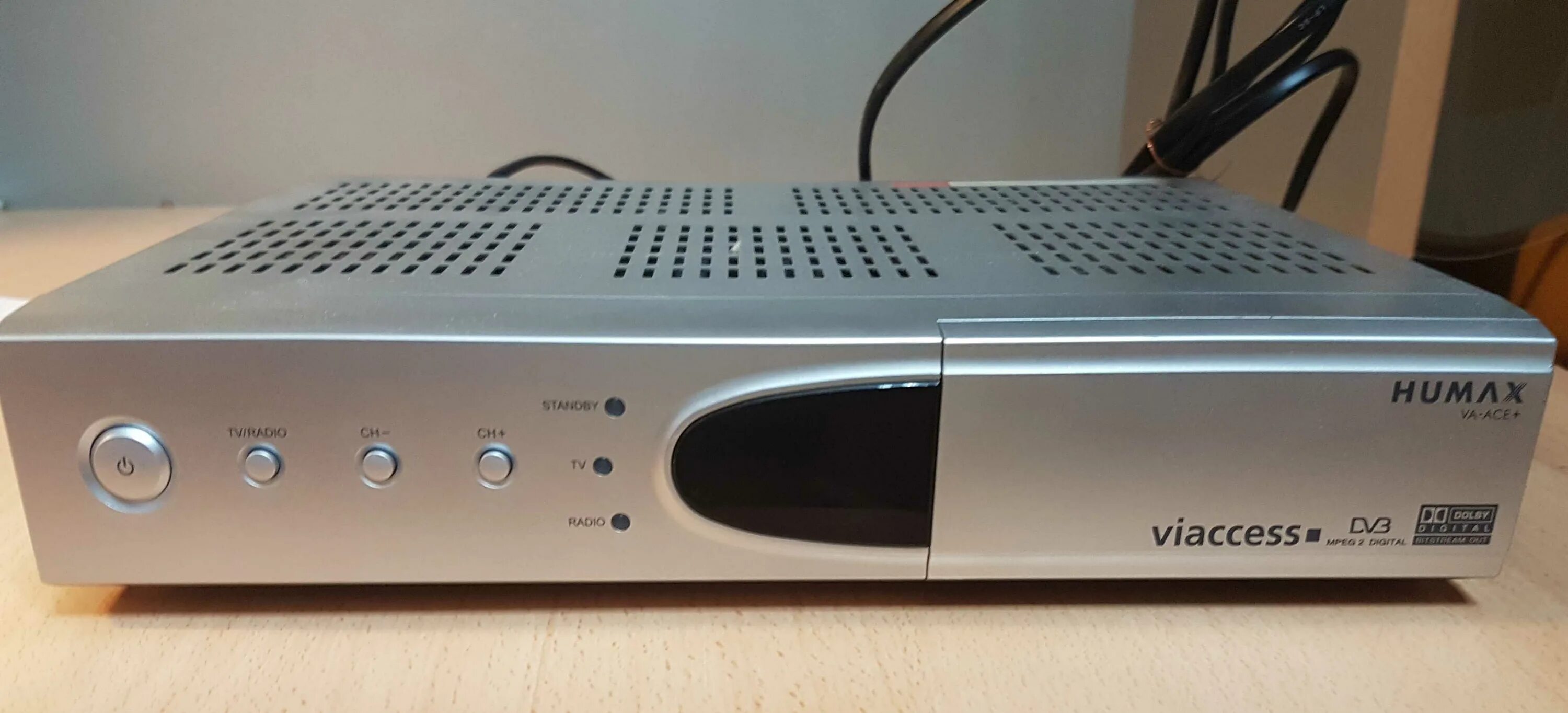 Ресивер ustym 4k pro. General satellite gs a230. Openbox sx4 base. 4 к ресивер. Тюнер оптикум х80 провода для телевизора.