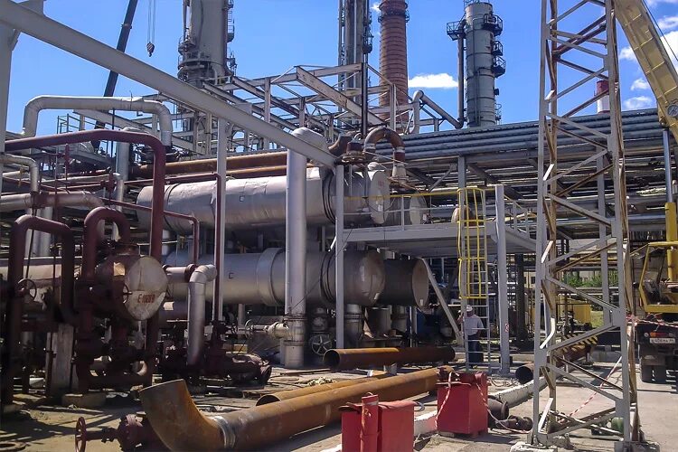 производство технологических трубопроводов. технологичные трубы. технологический нефтепровод. технический трубопровод.