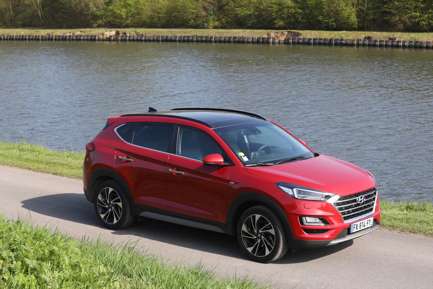 Hyundai Tucson 3. Хёндай Туссан 2020 красный. Хендай Туссан 2020. Хендай Туксон 2. Туссан 3 поколения