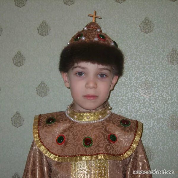 Как сделать царскую. Костюм царя. Костюм царя для мальчика. Костюм царя Салтана. Царский костюм.