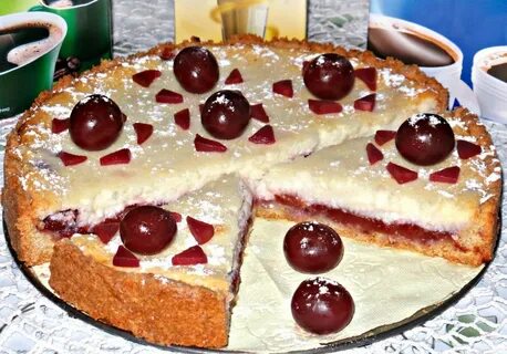 Тесто с вареньем и творогом