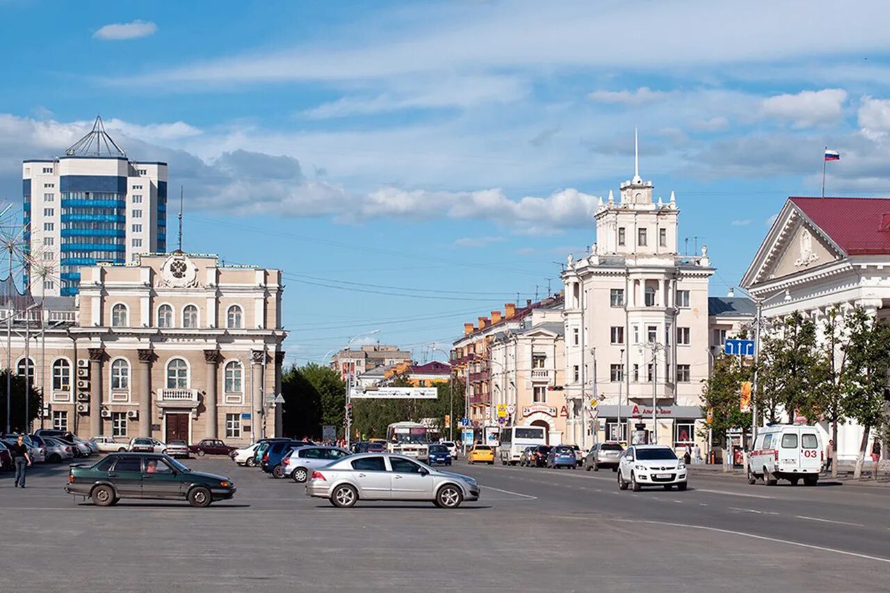 Движение курган. Россия город Курган. Зауралье город Курган. Курган центр города. Город Курган Урал.