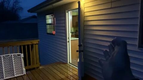 Closing doors