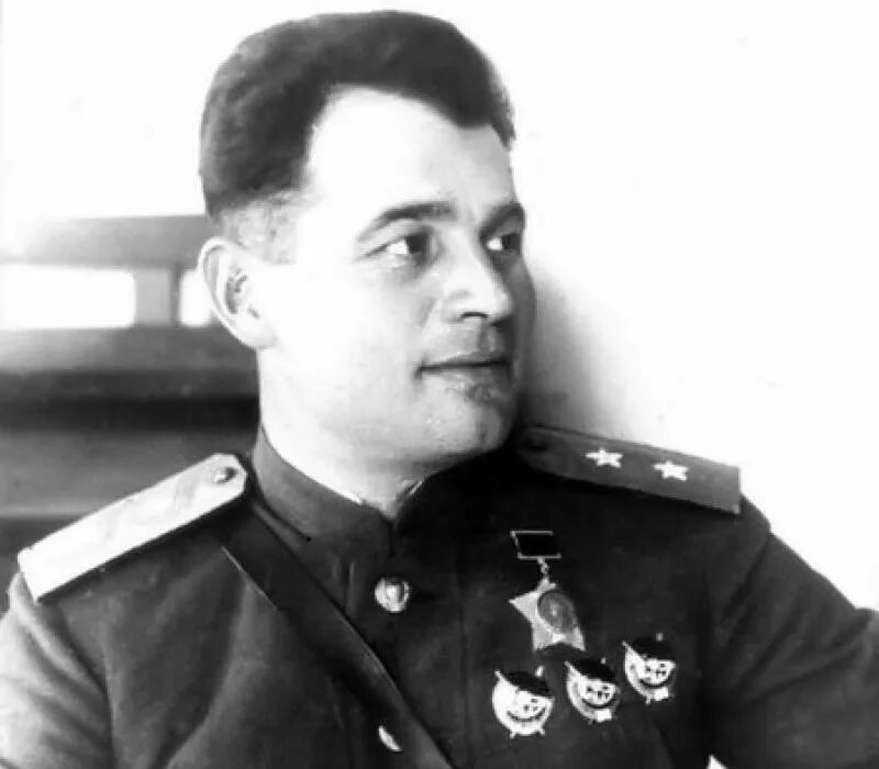 Самый молодой генерал в ссср. Генерал Черняховский.