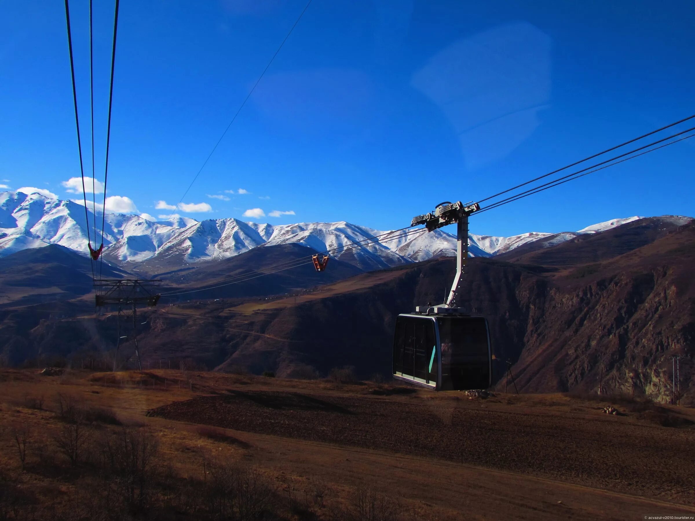 татев крылья татева. татаев кантгная дорога армения. ереван канатная дорога крылья татева. крылья татева канатная. крылья татева и монастырь татев.