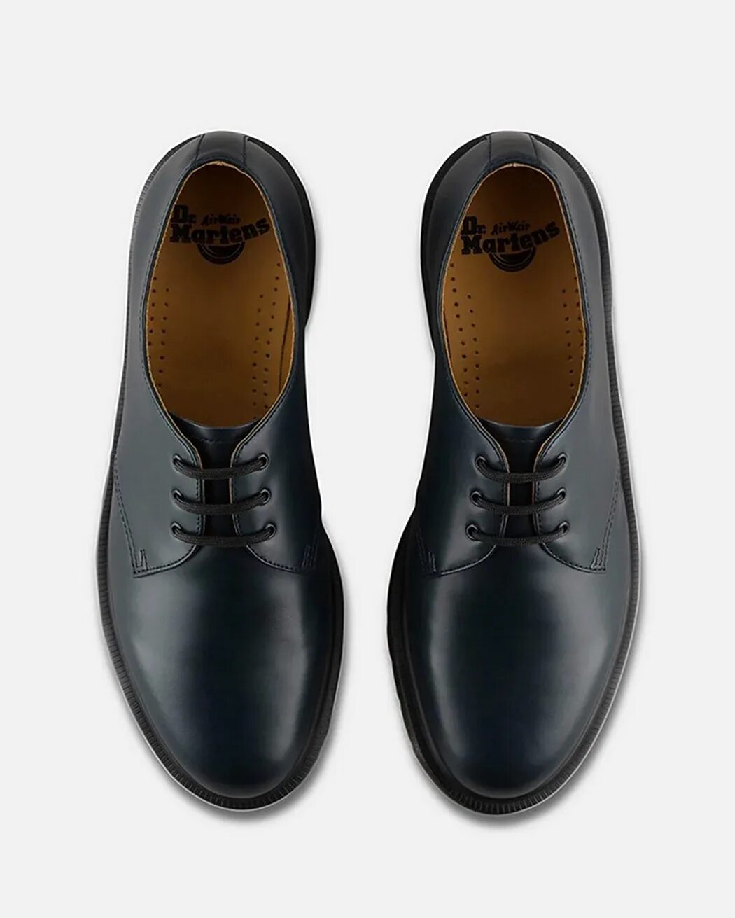 Правый ботинок. Ботинки Dr Martens 1461. Ботинки Dr. Martens 1461 smooth. Модель Dr Martens 1461 smooth. Dr Martens 1462.