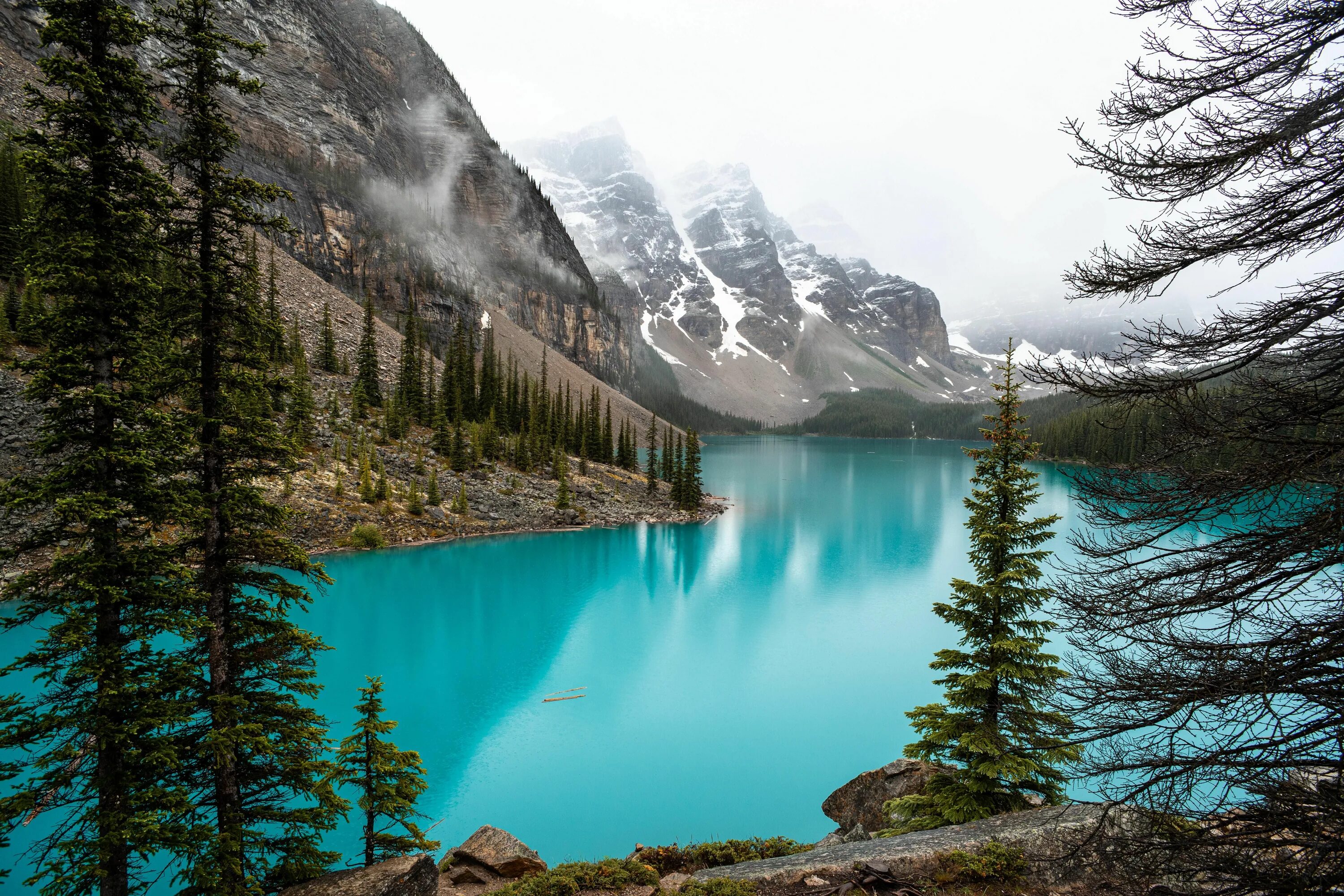 Природа голубое озеро италия. Озеро маунтин лейк вирджиния. Озера северной италии альпы. Фото озера на горячих источниках британская колумбия. Банф шотландия.