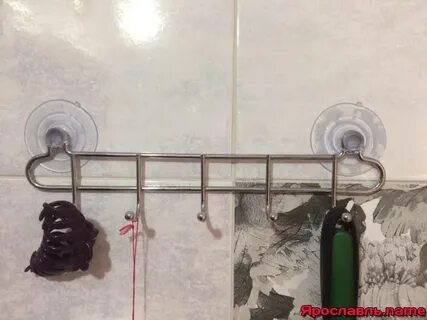 Присоски на плитку в ванной