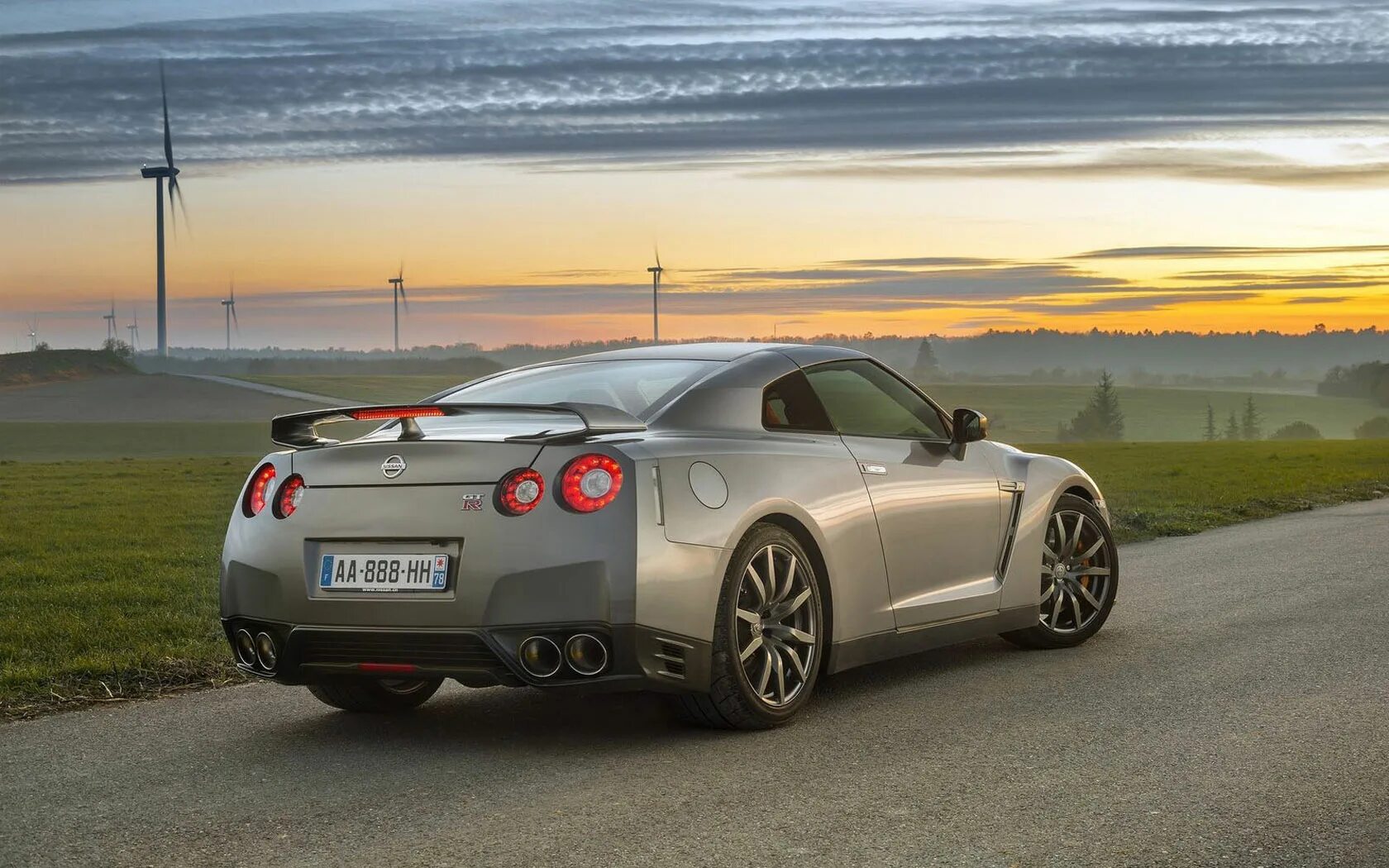Спидометр гтр 34. Спидометр ниссан скайлайн 34. Nissan gtr r15. Nissan nismo gtr макс скорость. Nissan gtr 2015.
