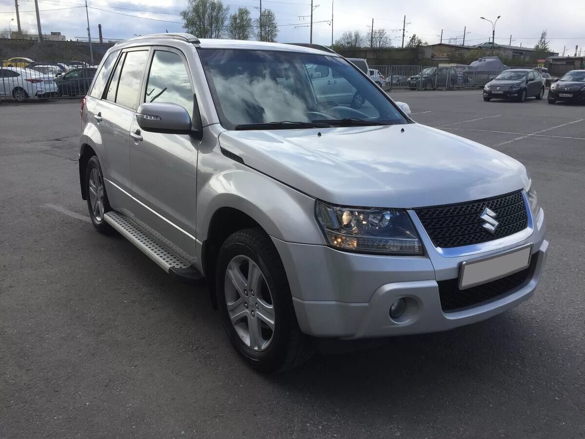 Купить сузуки гранд витара в спб. Suzuki Grand Vitara 2008 Рестайлинг. Suzuki Grand Vitara 2 Рестайлинг. Suzuki Grand Vitara серебристая. Рестайлинг Сузуки Гранд Витара 2008.