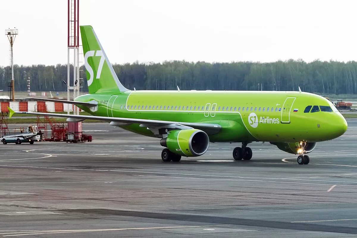 А 320 s7 VP-BKF. S7 Airlines Airbus a320. Airbus a320 s7. Самолёт s7 Airbus a320 Новосибирск. S7 airlines новосибирск