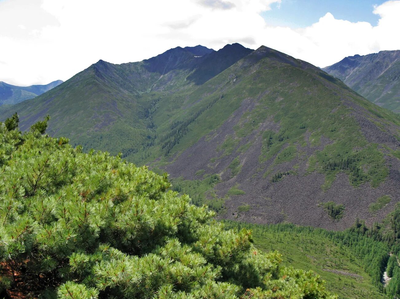 гора джугджур. хабаровский край хребет джугджур. гора джугджур. гора джугджур. хабаровский край хребет джугджур.