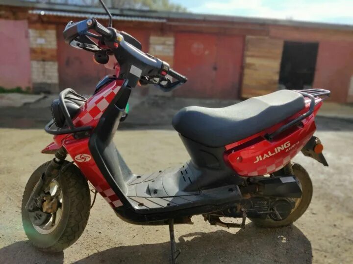 Скутер jialing. Скутер jialing 50 jl50qt. Скутер jialing 50 кубов. Jl50qt-16. Скутер jialing jl50qt-16.