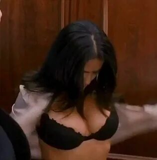 Salma Hayek Big Boobs In Bra.