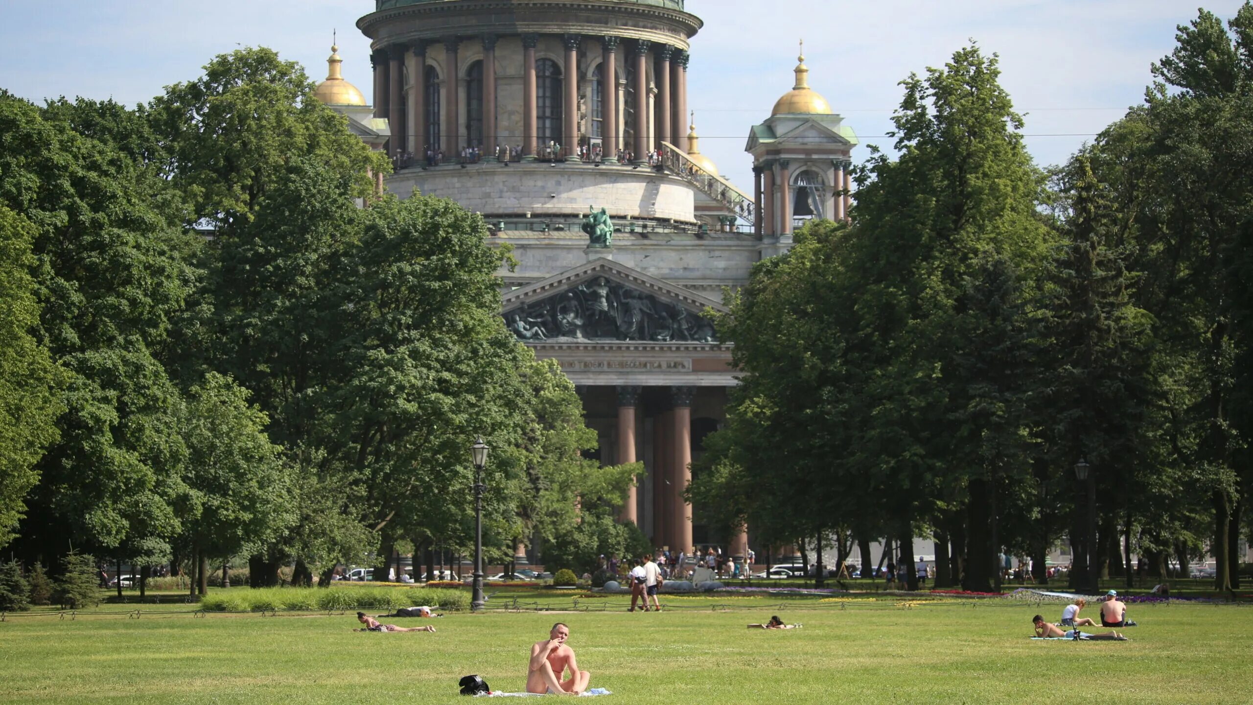 Какой будет август в питере. Жара в петербурге. климат санкт петербурга лето. ночной питер. питер в августе.