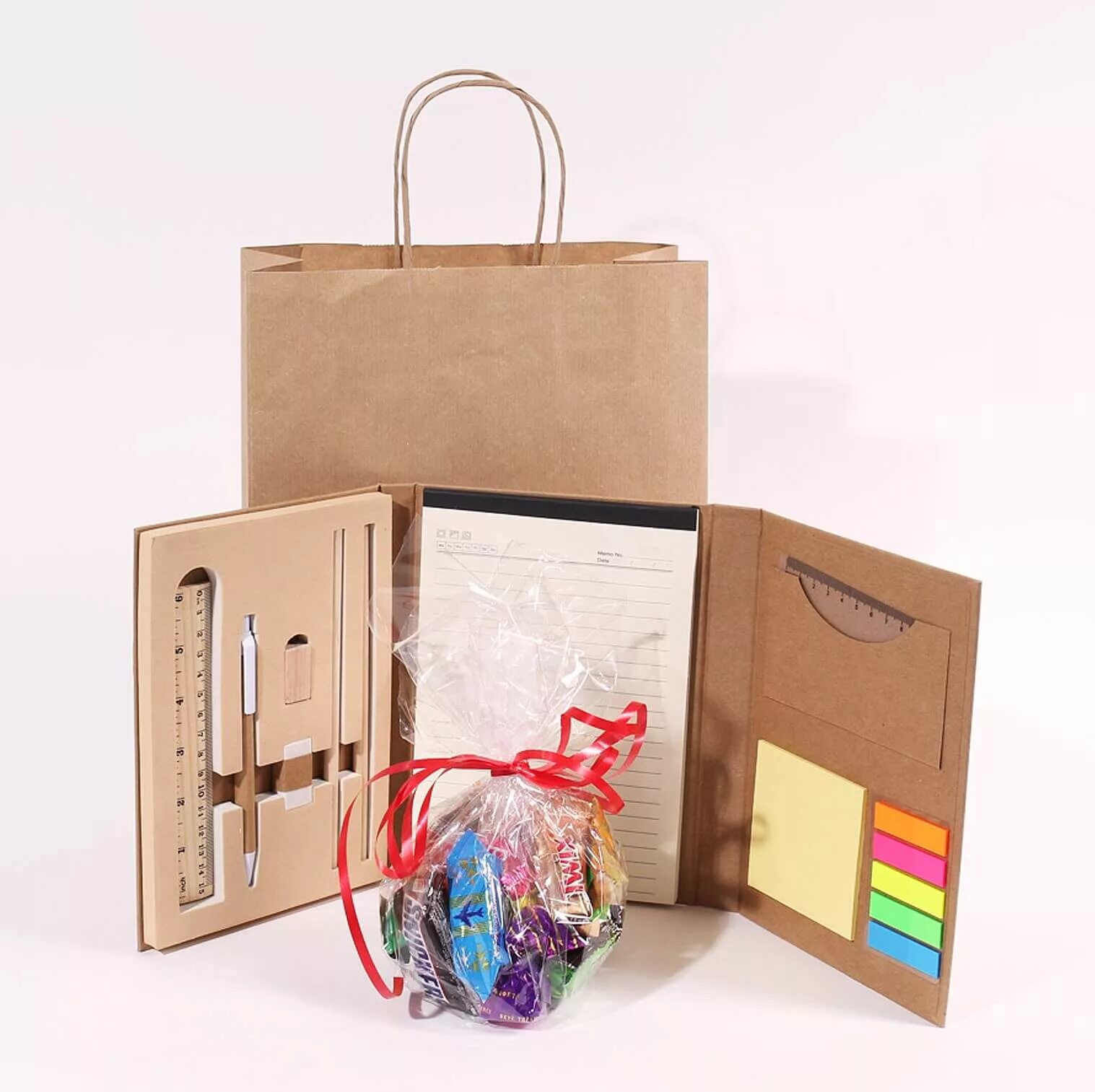 Необычные корпоративные подарки. Необычная упаковка подарка. Корпоративный подарок коллегам. Новогодние корпоративные подарки. Креативные корпоративные подарки на новый год.