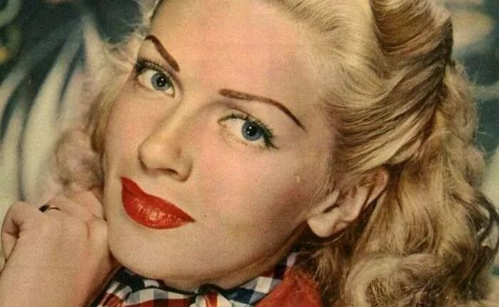 1930 1940 года англия женщины макияж Pin by halldóra kristín on 40s moodbord Vintage makeup looks, Makeup, 1940's mak