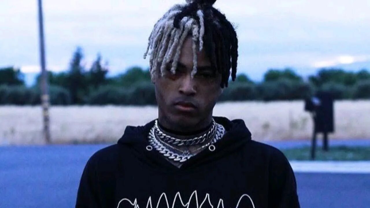 Все песни xxxtentaciona. Рэпер xxtentacion. Певец xxxtentacion. Xxxtentacion репер. Все песни xxxtentaciona.