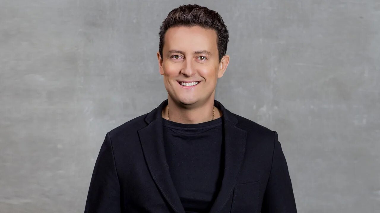 Джимми фэллон. Александр олешко актер. Актёры липецкого драматического театра им толстого. Станислав ярушин. Амаяк акопян сейчас 2022.