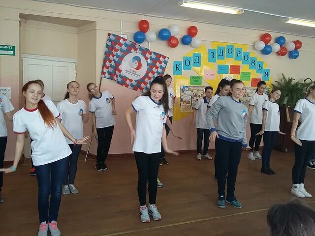 марфинская средняя общеобразовательная школа. покрово марфинская средняя школа. школа 28 балаково фото. школа 1 комсомольск-на-амуре. муниципальная средняя общеобразовательная школа no 28.