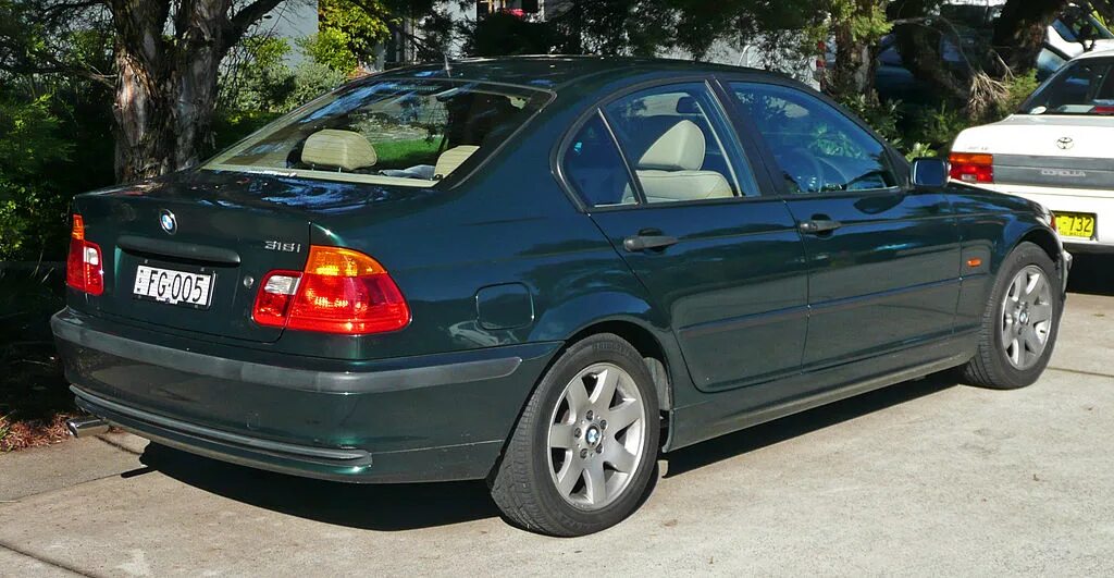 Е 318. Bmw e46 318i. bmw 318 e46. bmw 318i 2001. бмв е46 318i.